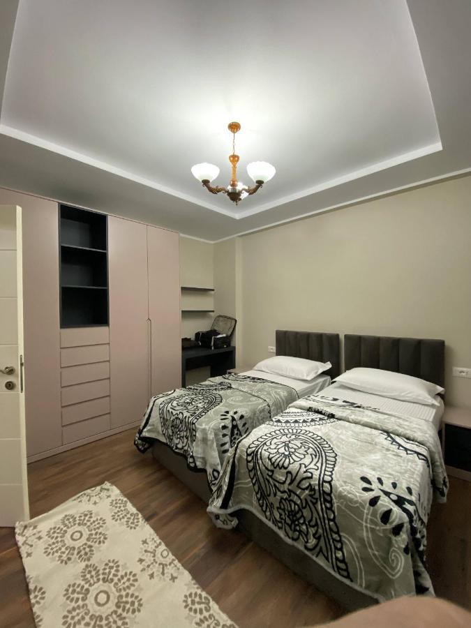 Komatas Modern Apartments In Bllok Area Тирана Екстер'єр фото