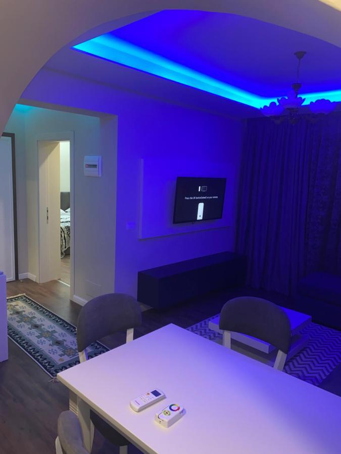 Komatas Modern Apartments In Bllok Area Тирана Екстер'єр фото
